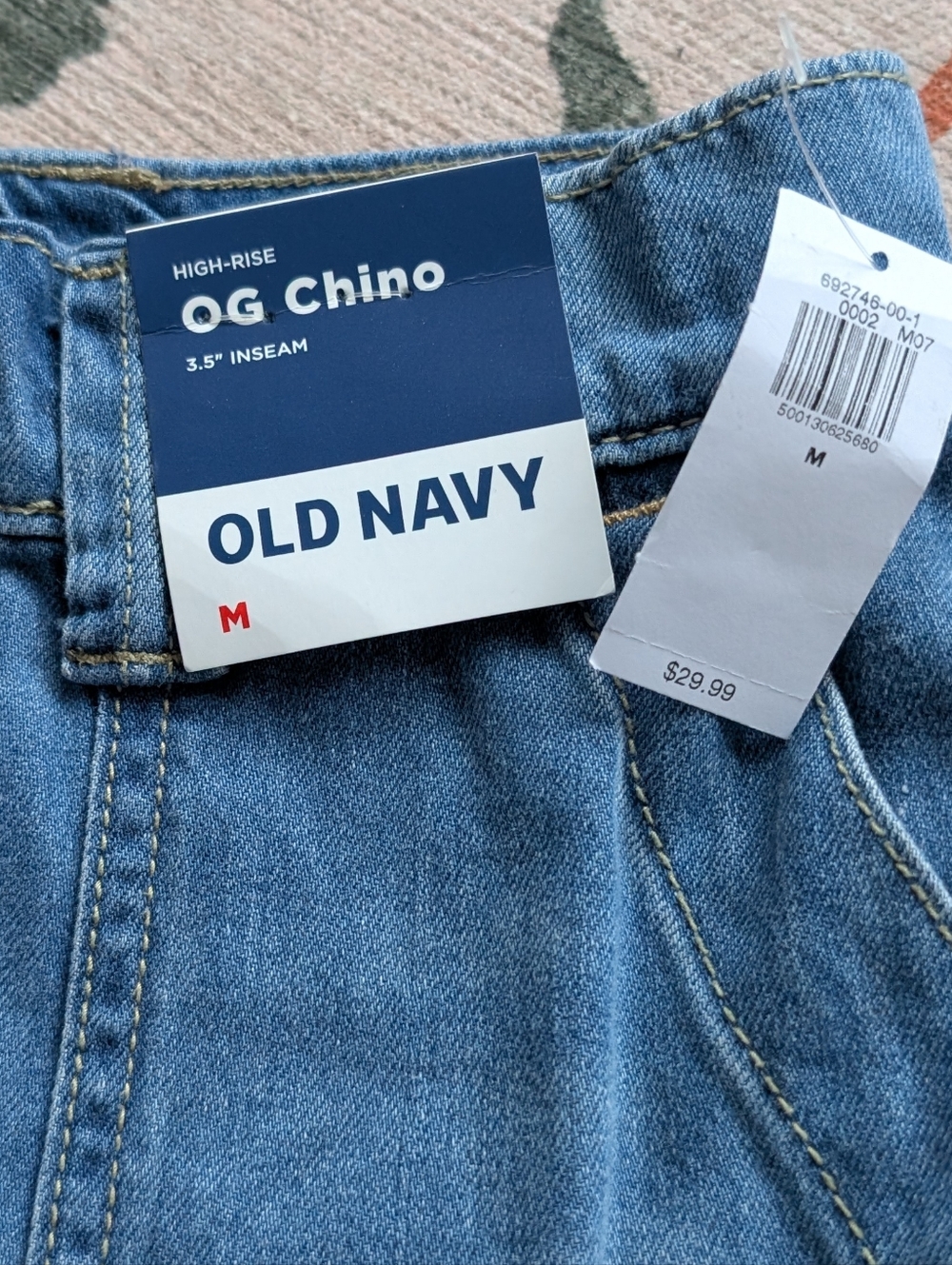 NWT Bundle! 2 Pairs Old Navy High-Waisted OG Chino Shorts - Size M - Picture 5 of 5